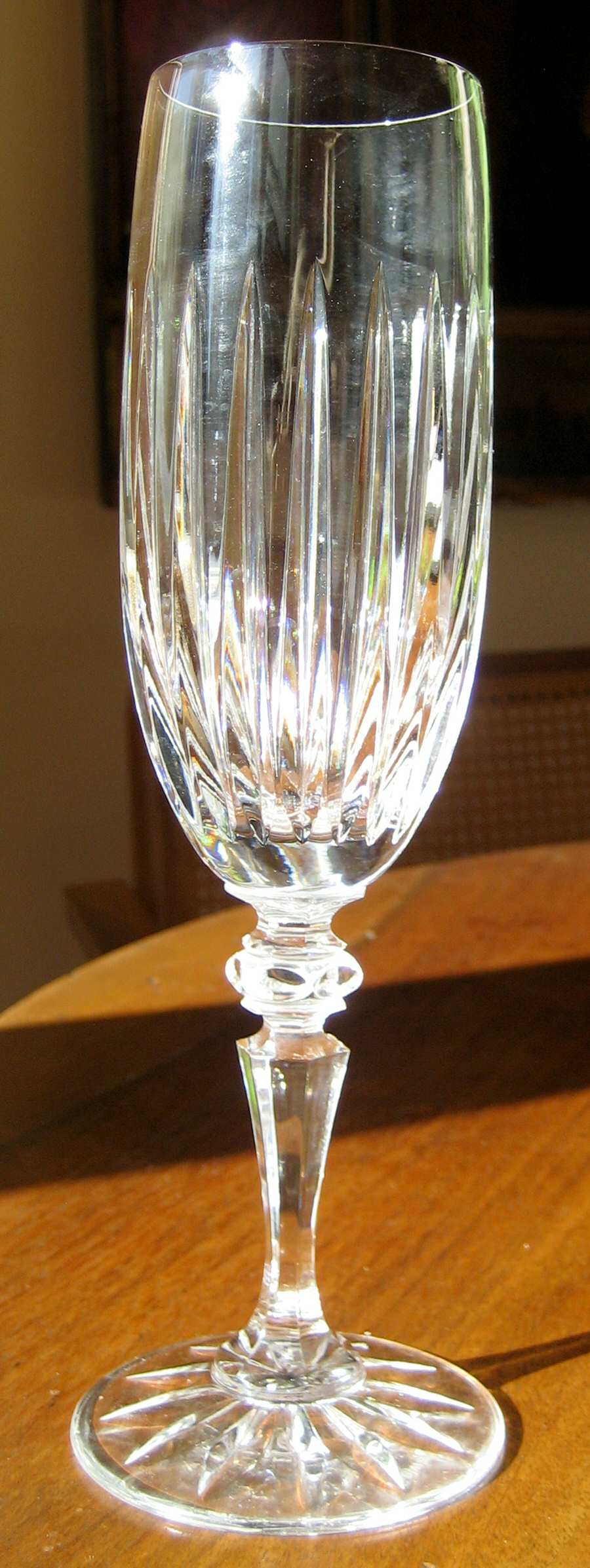 GAL13 Fluted Champagne by Galway-1