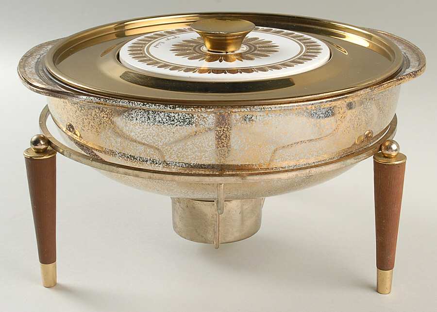 Regalia 3qt Rd Casserole W/Metal & Ceramic Lid & Stand by Georges Briard-1