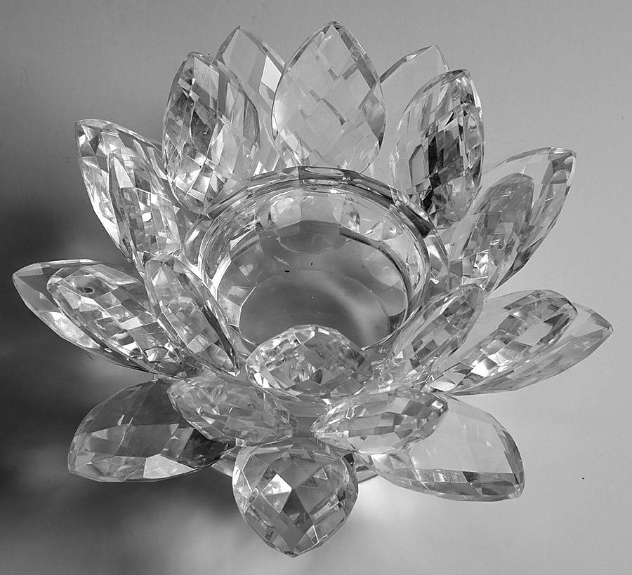Lotus 4" Pillar Candleholder by Godinger-1