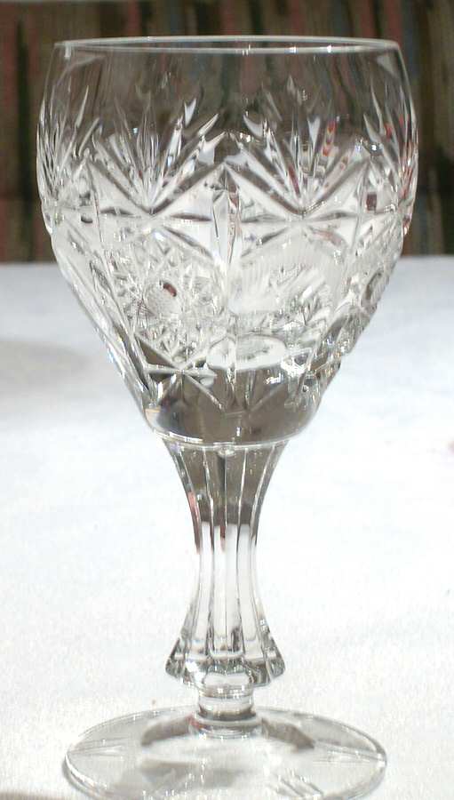 GUX1 Wine Glass by Guth Crystal-1