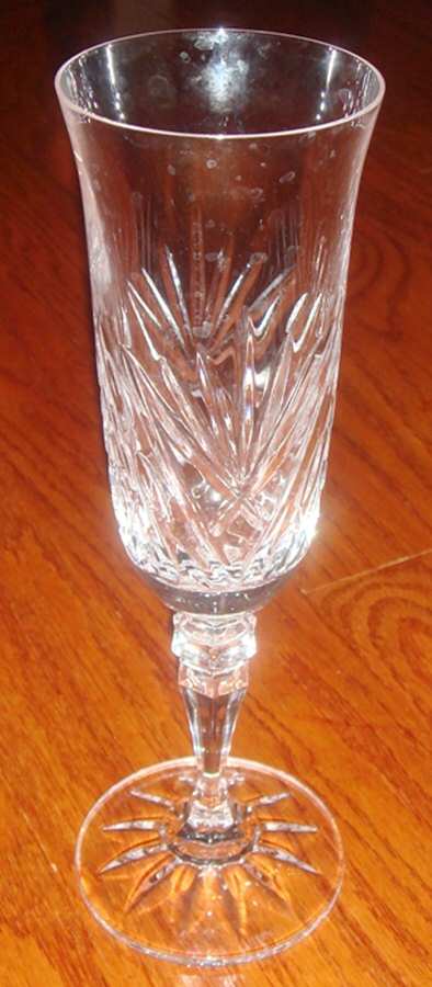 GAL18 Fluted Champagne by Galway-1