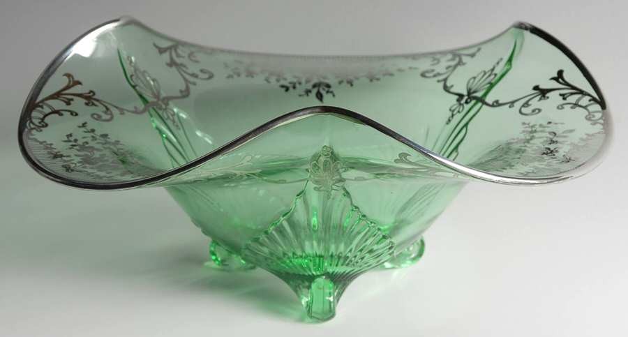 Lola Green 11" Round 3-Toed Crimped Bowl by Glastonbury - Lotus-1