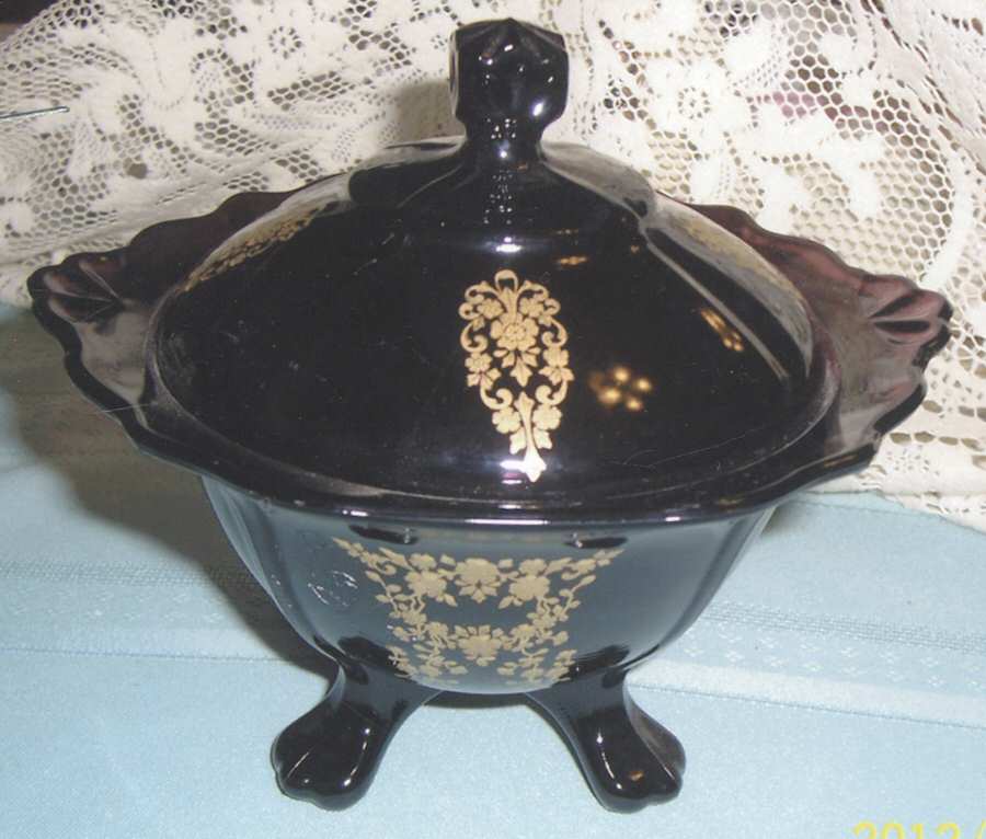 GLL27 Candy Dish & Lid by Glastonbury - Lotus-1