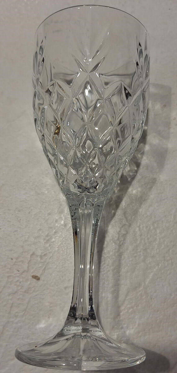 Renmore Water Goblet by Galway-1