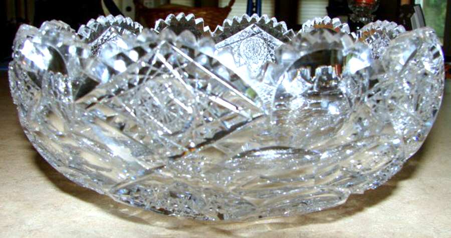 Queens 7" Round Bowl by Hawkes-1