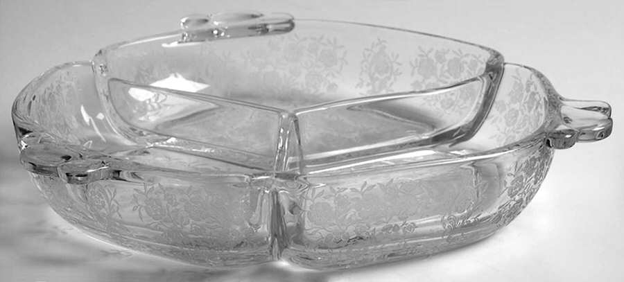 Belle Le Rose 7" Round 3 Part Relish by Heisey-1