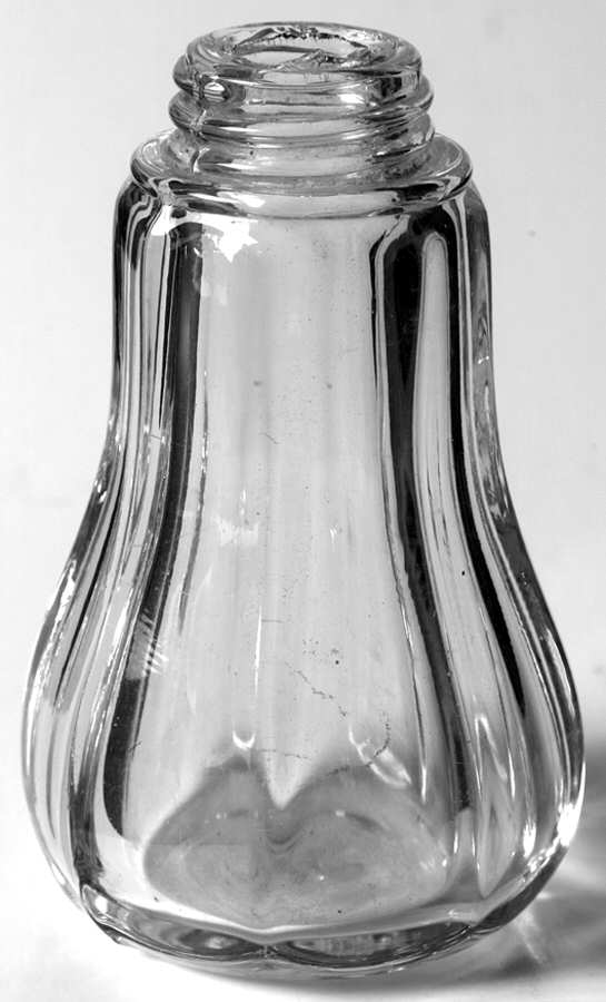 Colonial Clear (Stem 300, 300-1-2) Shaker No Lid by Heisey-1