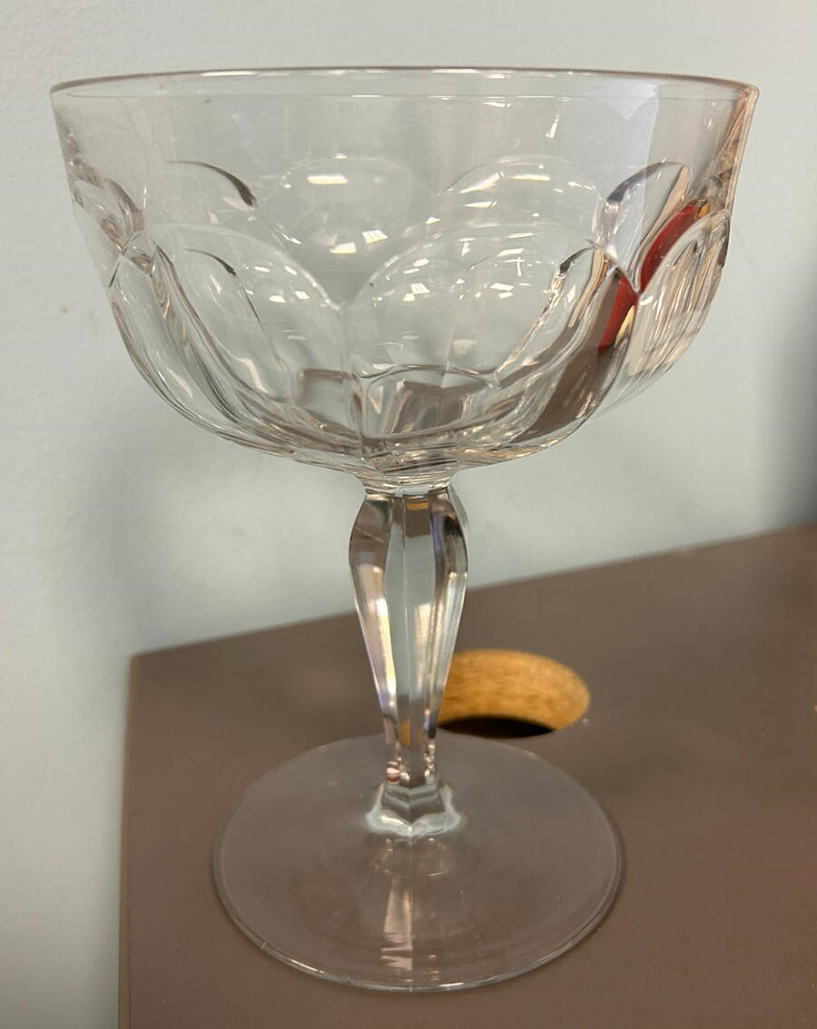 Priscilla (Stem 351) Grapefruit No Liner by Heisey-1