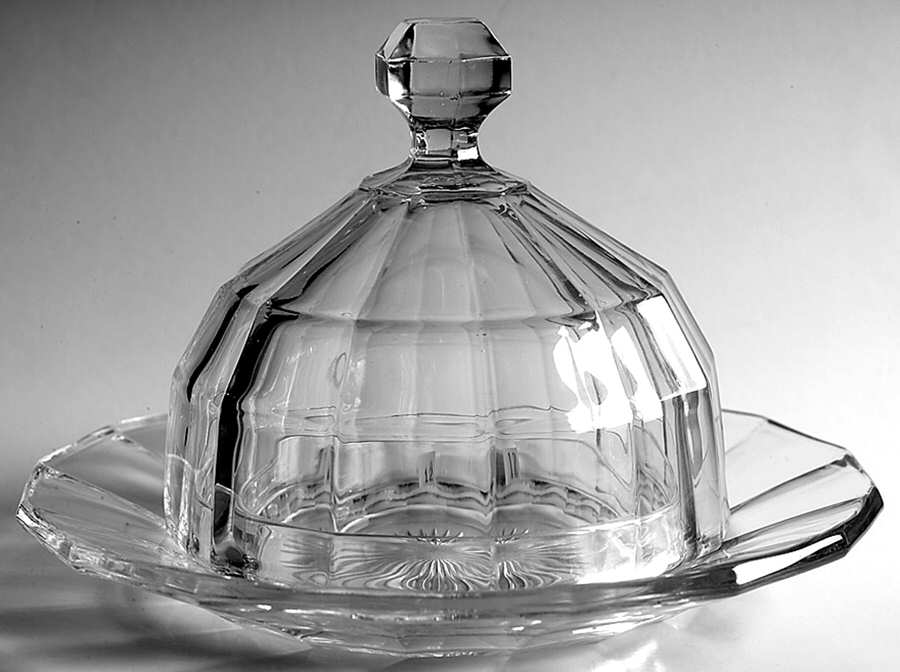 Medium Flat Panel (Stem #353) Round Covered Butter by Heisey-1