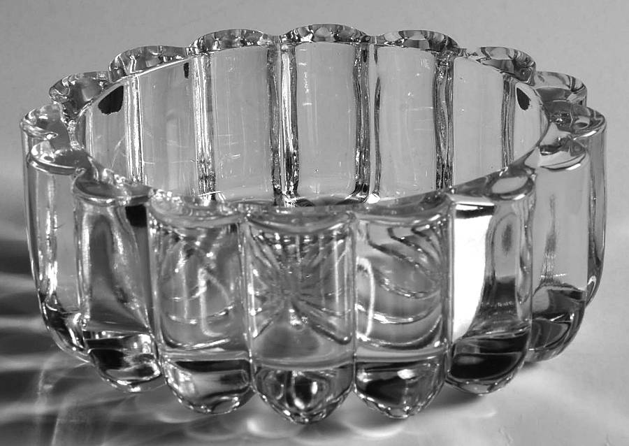 Crystolite (Pressed & Thin Blown) Round Puff Box No Lid by Heisey-1