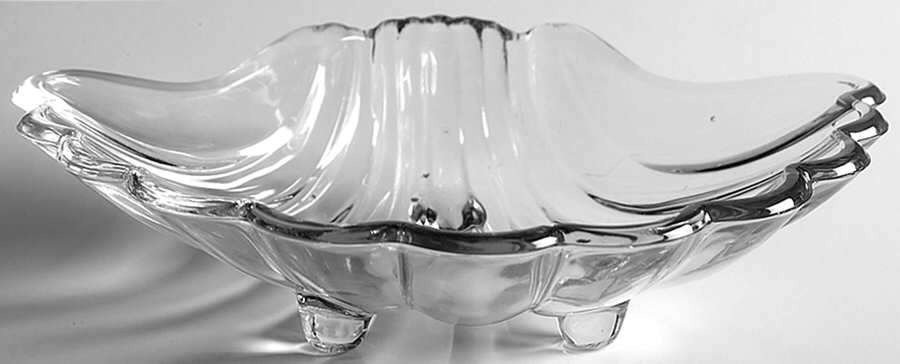 Crystolite (Pressed & Thin Blown) Shell-Shape Open Candy Dish by Heisey-1