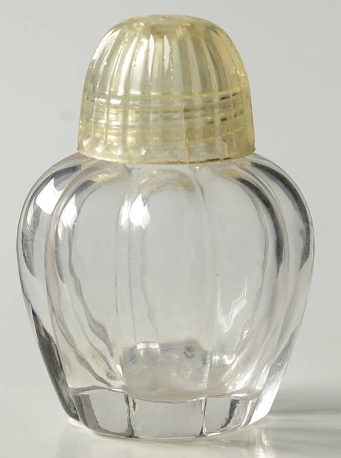 Crystolite (Pressed & Thin Blown) Shaker & Plastic Lid by Heisey-1