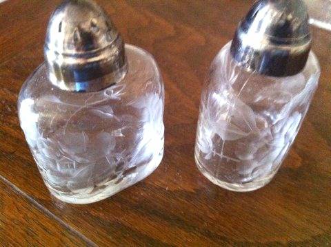Dolly Madison Rose Shaker Set w/Metal Lids by Heisey-1