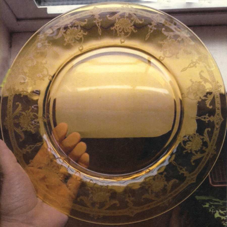 Empress Marigold Dinner Plate by Heisey-1