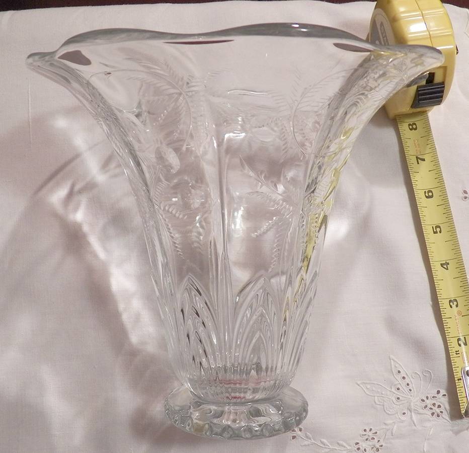 Everglade Flower Vase by Heisey-1