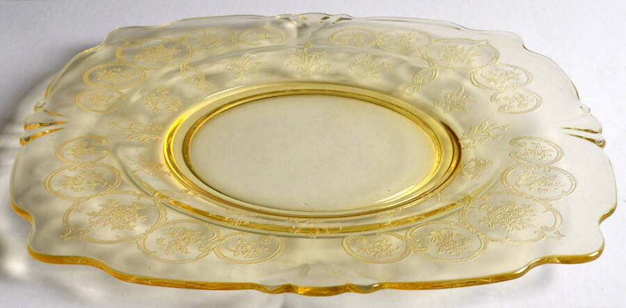 Formal Chintz Sahara Yellow (Stem 3390) Square Luncheon Plate by Heisey-1