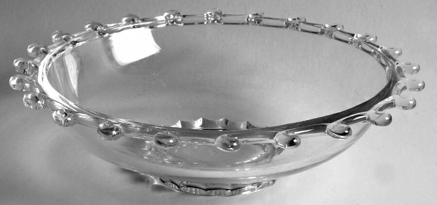 Lariat (Blown) 8" Nappy by Heisey-1