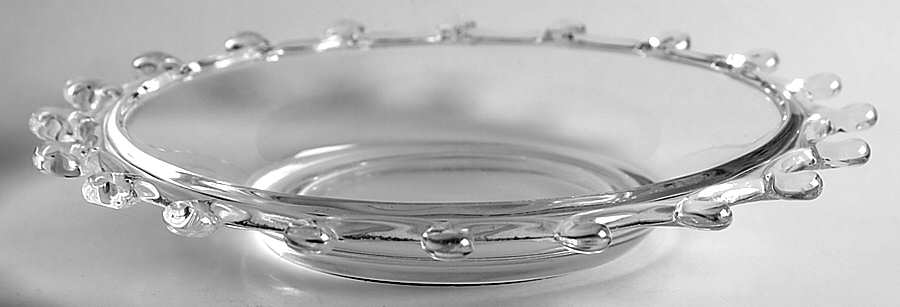 Lariat (Blown) Applesauce Underplate by Heisey-1