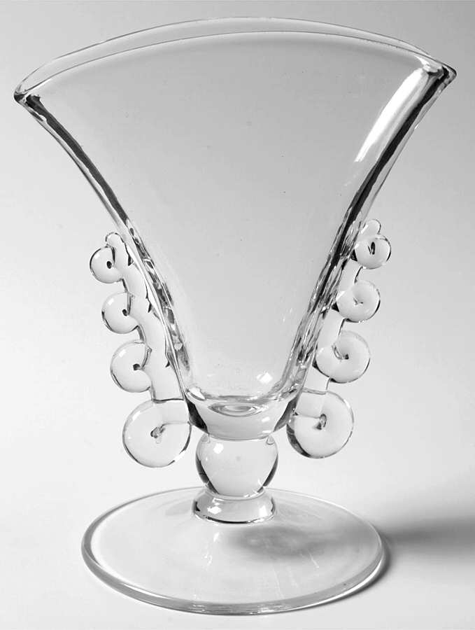 Lariat (Blown) Fan Shape Vase by Heisey-1