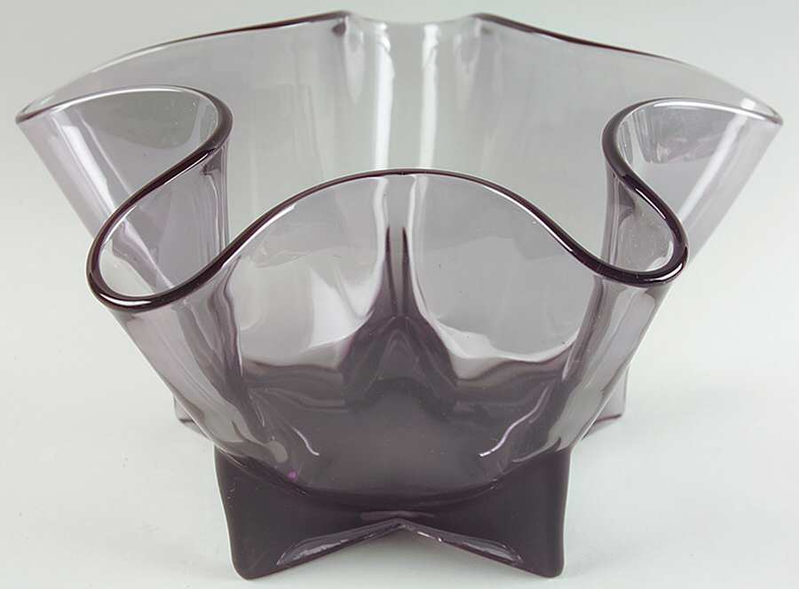 Lodestar Dawn 11" Round Crimped Bowl by Heisey-1