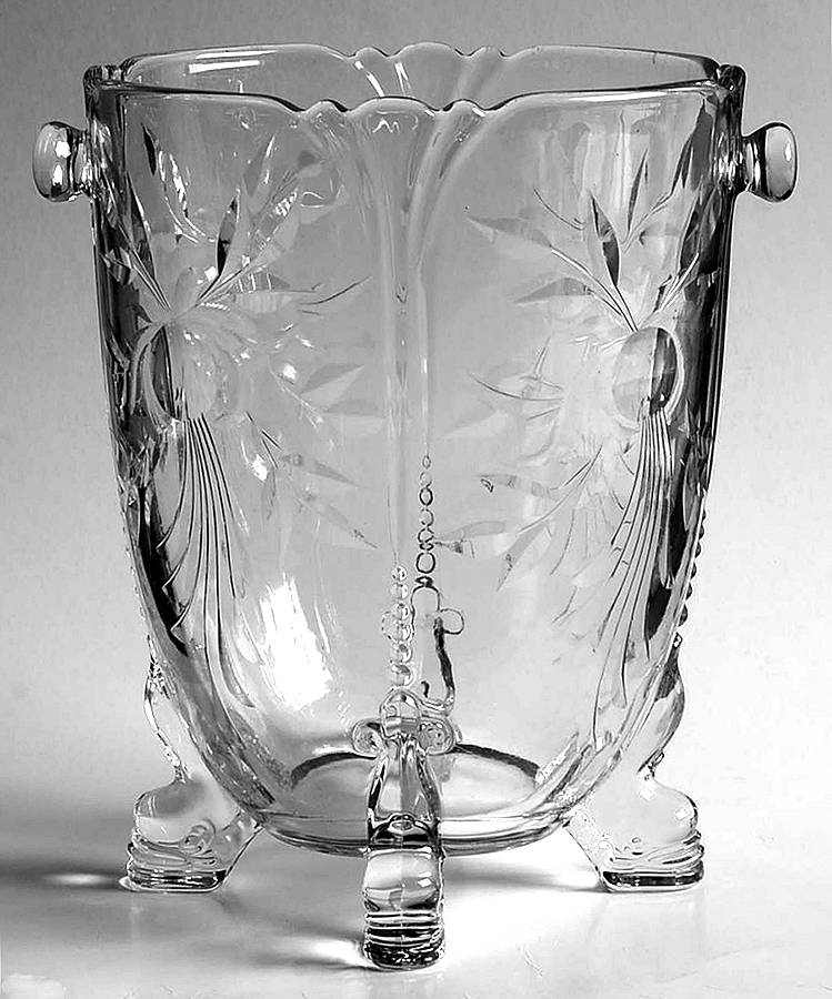 Nomad Dolphin Footed Ice Bucket W/No Detachable Handle by Heisey-1