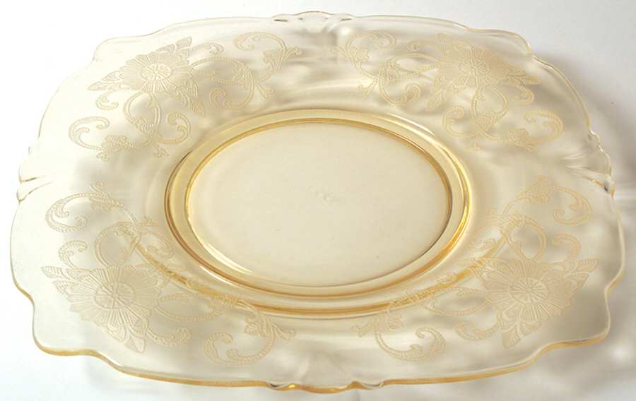 Old Colony Yellow Sahara (Stem 3390) Square Luncheon Plate by Heisey-1