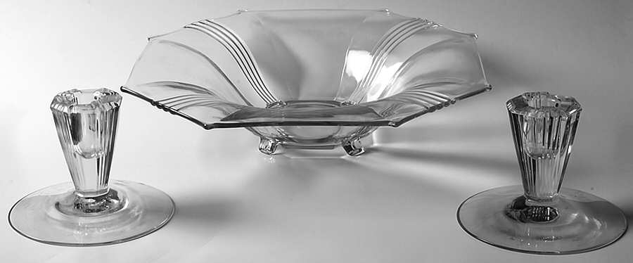 Parallel Quarter (3 Piece) Console Set by Heisey-1