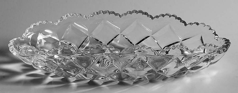 Pillows (Stem #325) 9" Oval Tray by Heisey-1