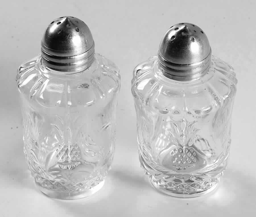 Plantation Pressed Shaker Set w/Metal Lids by Heisey-1