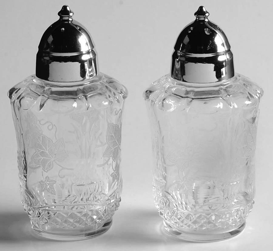 Plantation Ivy Shaker Set w/Metal Lids by Heisey-1