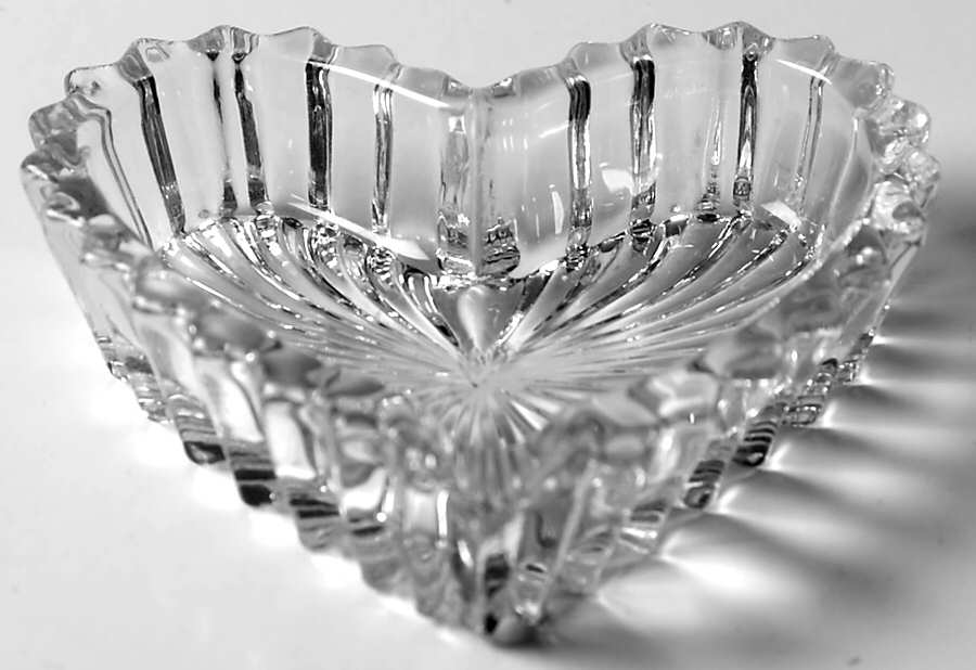 Ridgeleigh (Heavy Pressed Patt) Heart Ashtray by Heisey-1