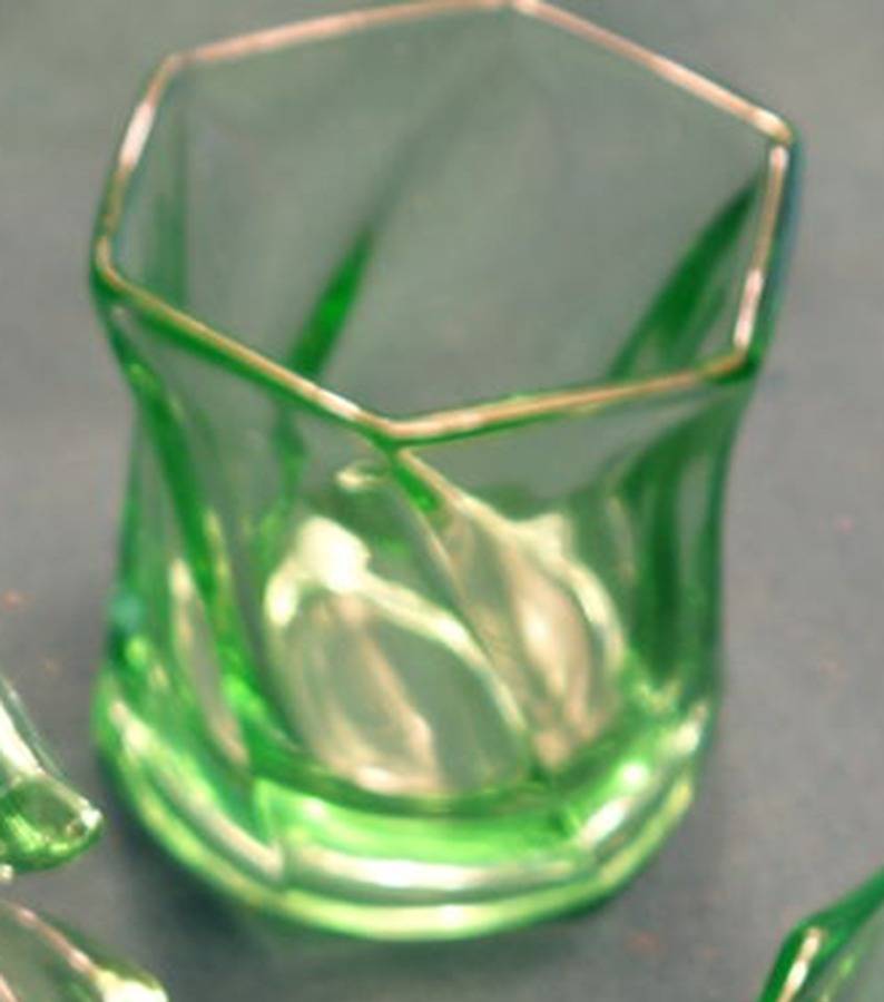 Twist Green (Moongleam) Mustard No Lid by Heisey-1