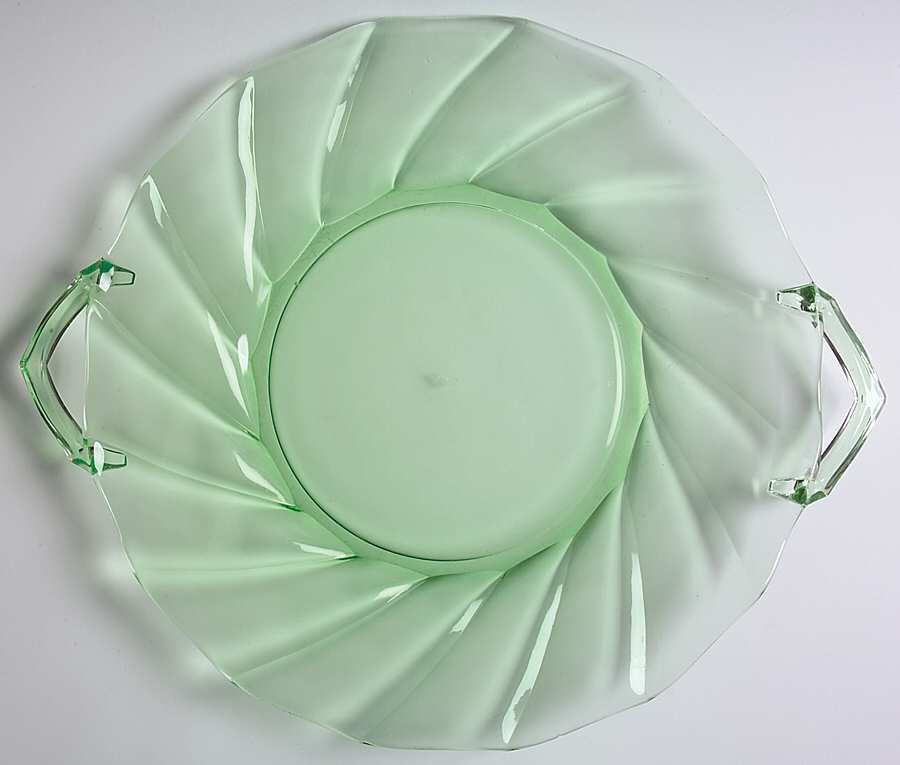 Twist Green (Moongleam) Sandwich Plate by Heisey-1
