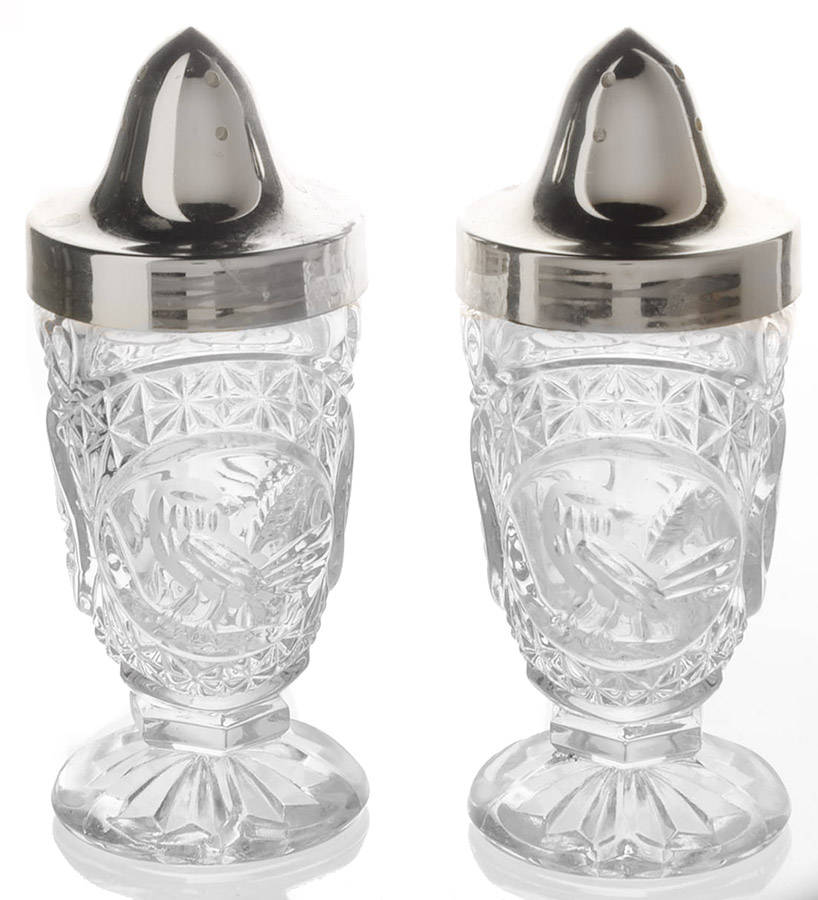 The Byrdes Collection Shaker Set & Plastic Lids by Hofbauer-1