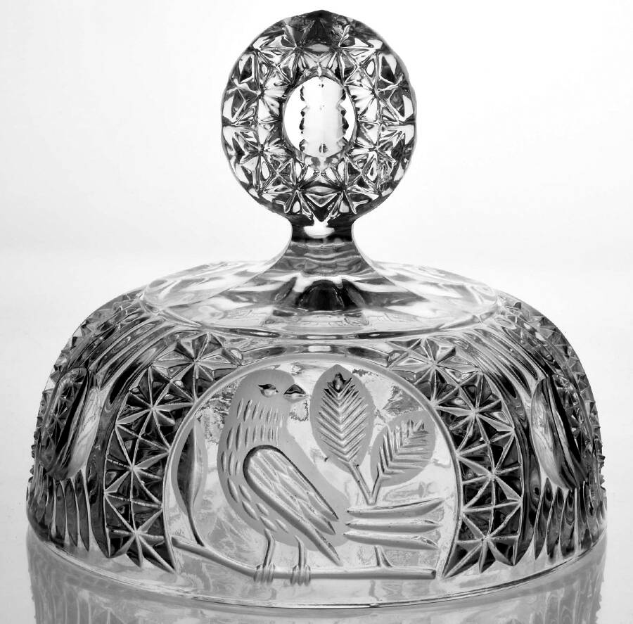 The Byrdes Collection Lid for Footed Candy Dish by Hofbauer-1