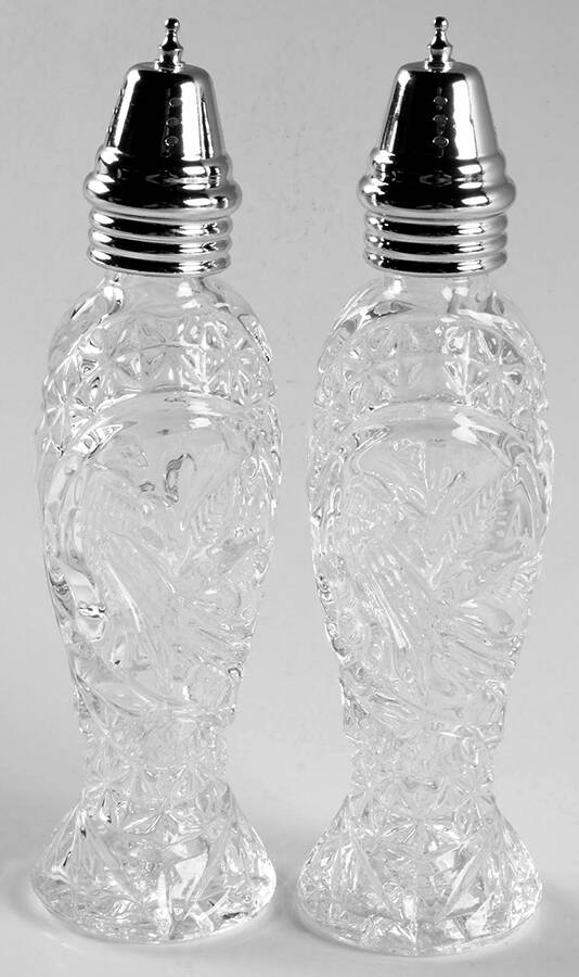 The Byrdes Collection Shaker Set with Metal Lids by Hofbauer-1