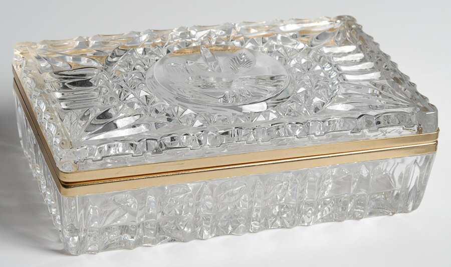 The Byrdes Collection 7" Rectangular Box with Hinged Lid by Hofbauer-1