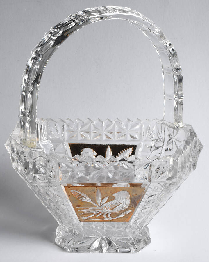 Byrdes Collection Gold Accent Footed Basket by Hofbauer-1