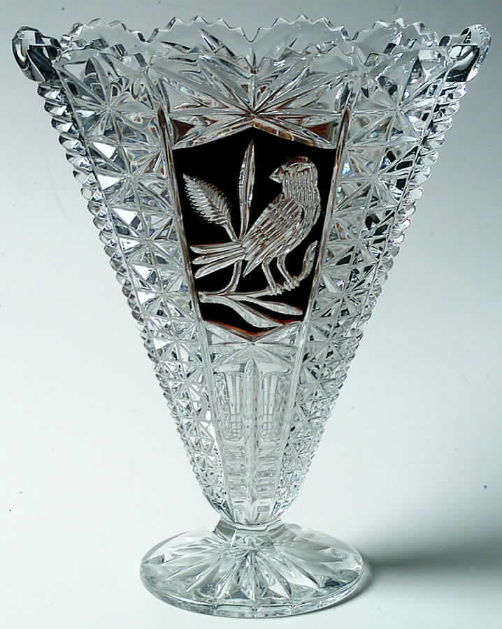 Byrdes Collection Gold Accent Fan Vase by Hofbauer-1
