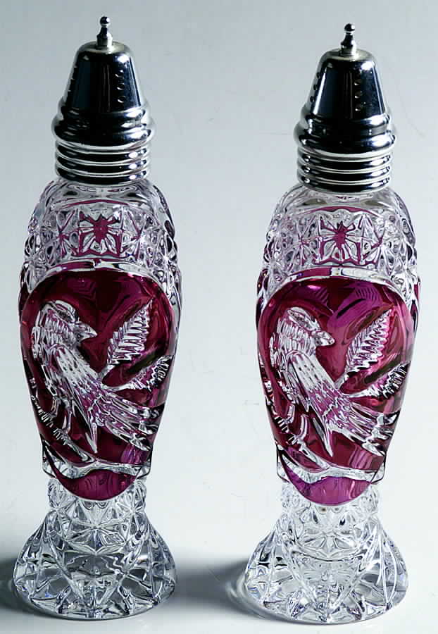Byrdes Collection, The Ruby Shaker Set w/Metal Lids by Hofbauer-1
