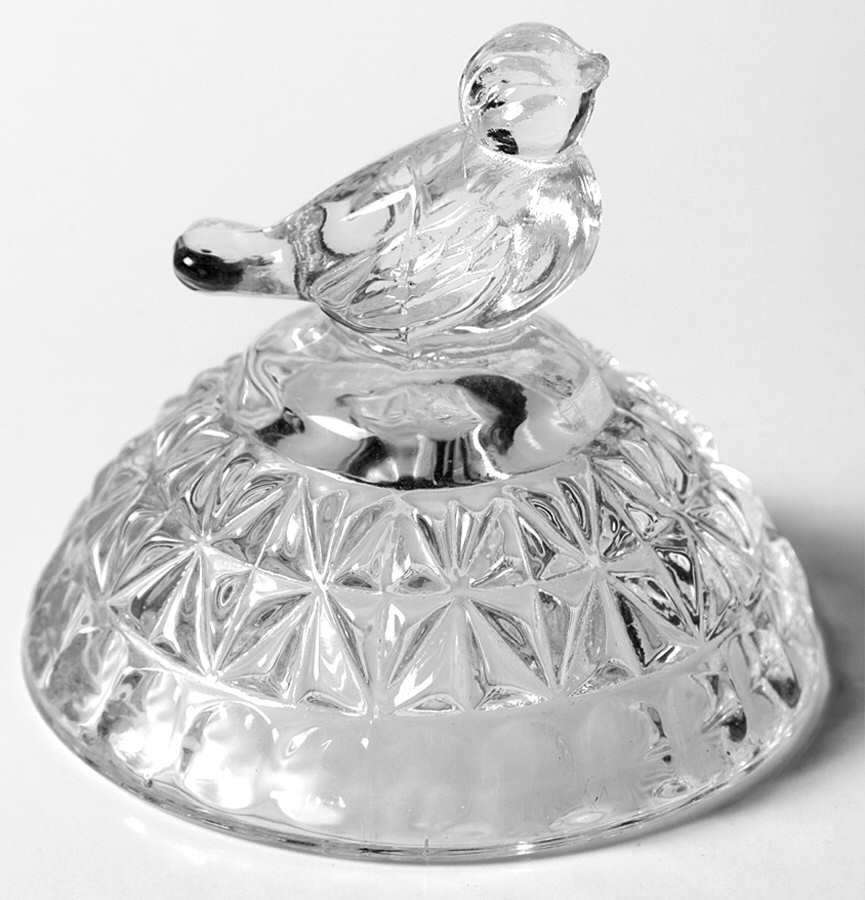 Byrdes Collection, The Ruby Lid for Round Box by Hofbauer-1