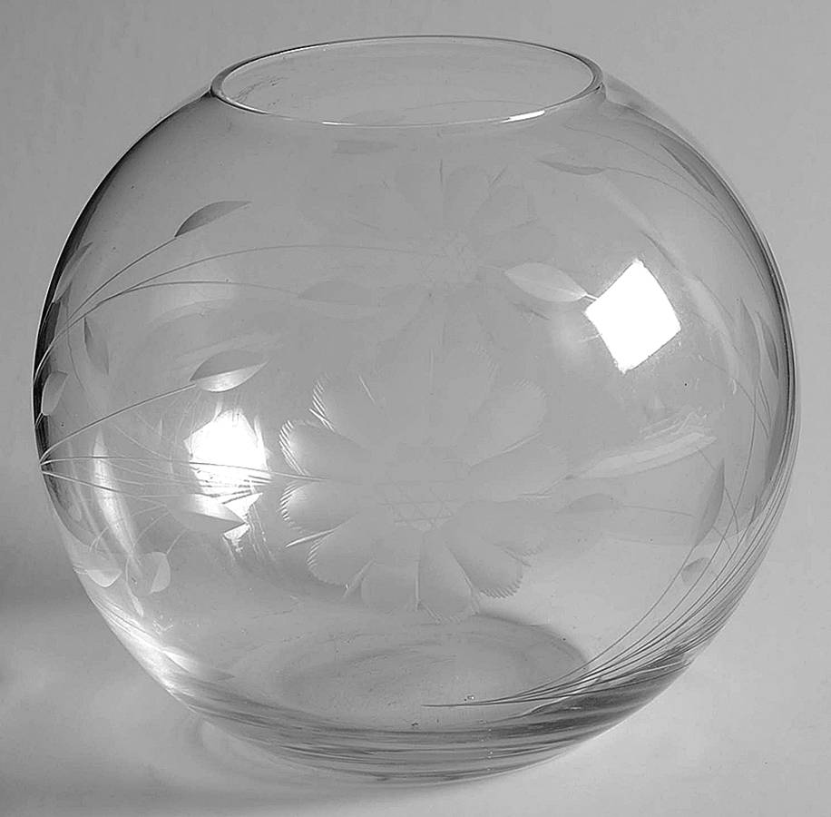 Cornflower (Smooth Stem, Non Optic) 4" Rose Bowl by W J Hughes-1