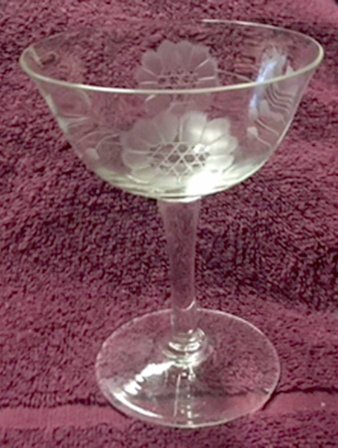 Cornflower (Smooth Stem, Non Optic) Champagne/Tall Sherbet by W J Hughes-1