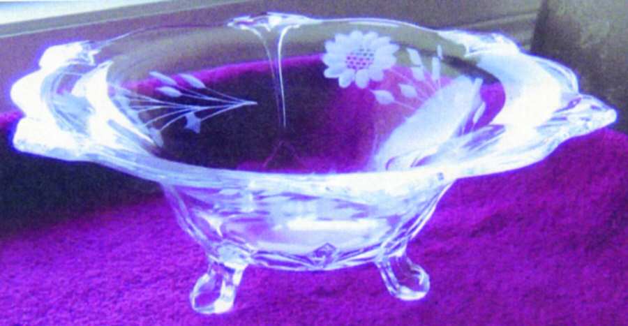 Cornflower (Smooth Stem, Non Optic) 11" 3-Toed Footed Bowl by W J Hughes-1