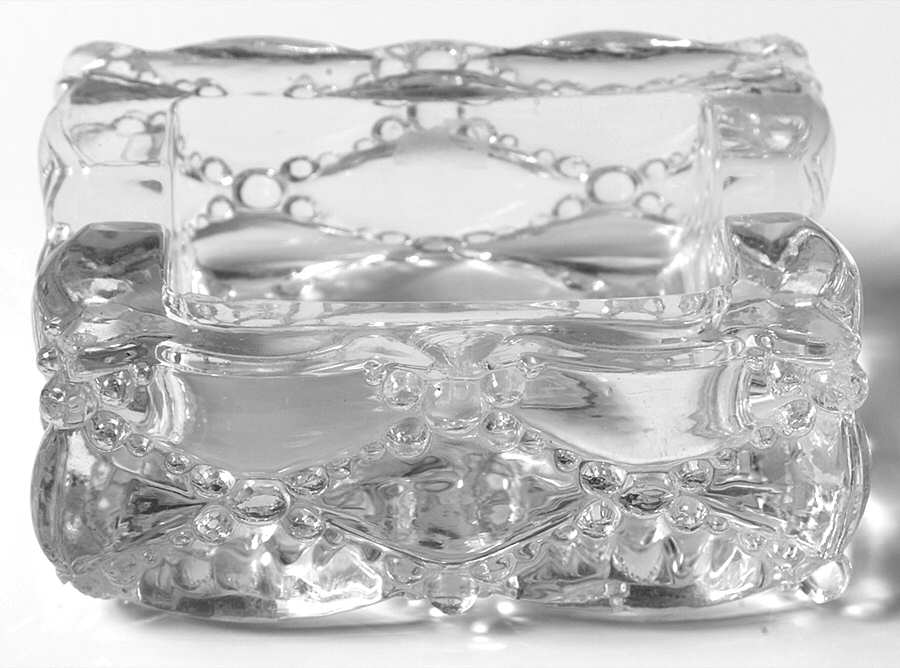 Wampum Ashtray by Heisey-1