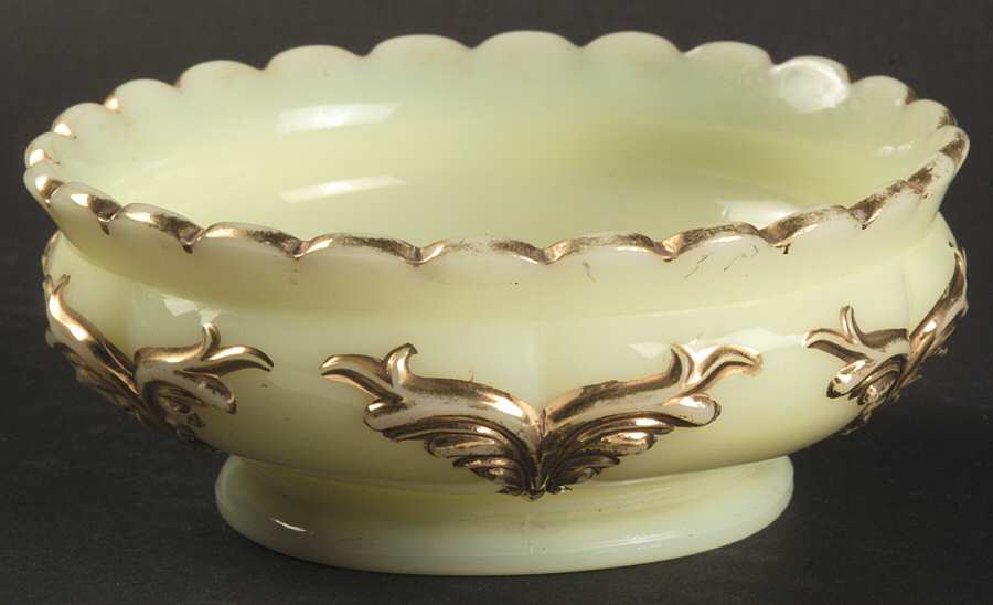 Winged Scroll Custard (Gold Accents) 4" Nappy by Heisey-1