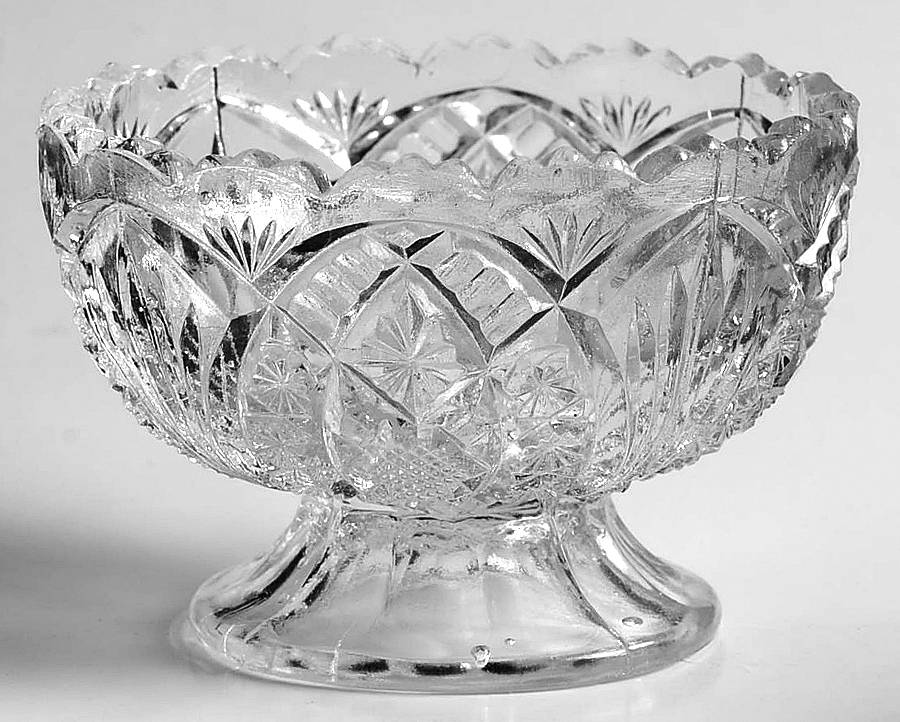 Arrowhead In Oval Low Footed Comport (Height X Width) by Higbee-1