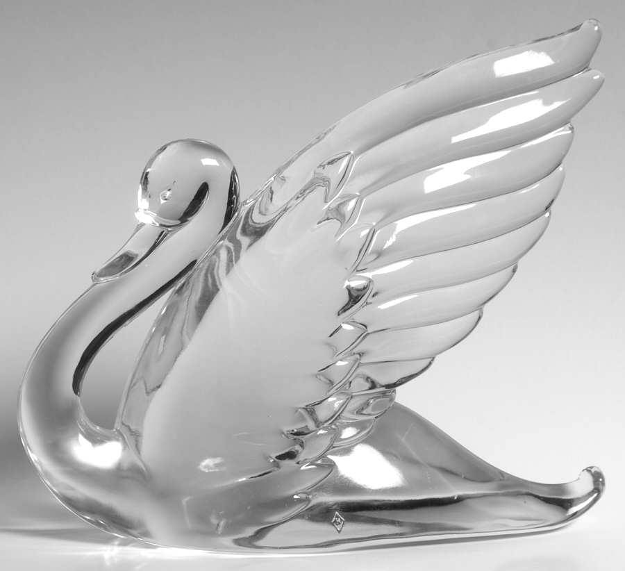Heisey Animals and Figurines 7" Swan by Heisey-1