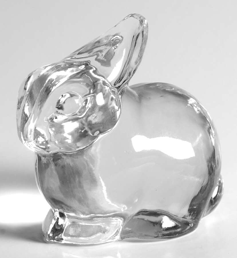 Heisey Animals and Figurines Clear Bunny (Head Up) by Heisey-1