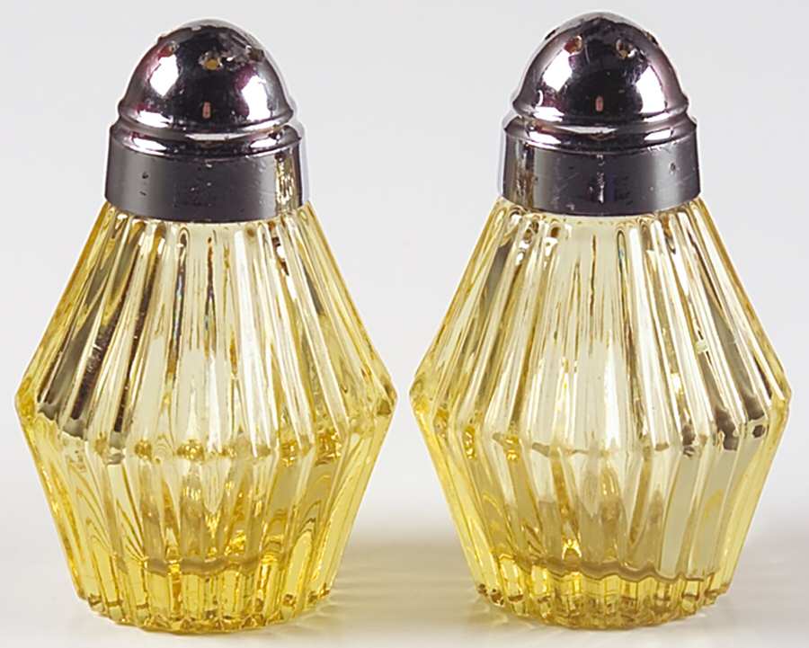Ridgeleigh Sahara Yellow Shaker Set w/Metal Lids by Heisey-1